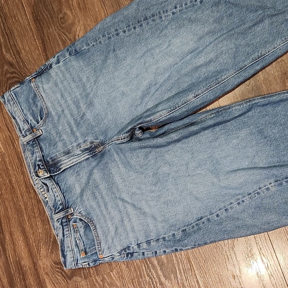 ❤️ AMERICAN EAGLE HIGH RISE BARREL JEANS, 16S (33 SHORT) - Picture 2 of 10